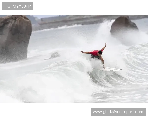 冲浪职业联赛引入环保机制，选手展现社会责任